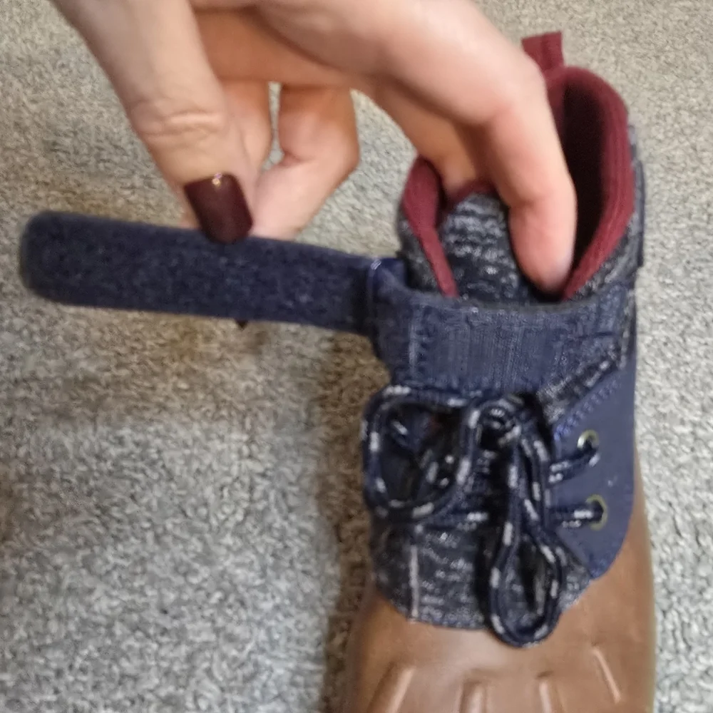 Carter's Kids Size 12M Winter Rain Mud Boot Unisex